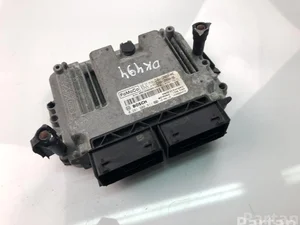 Ford CV61-12A650-ANC; CV6A-12B684-BB; 0261S08811 / CV6112A650ANC, CV6A12B684BB, 0261S08811 FOCUS III 2012 Unidad de control del motor