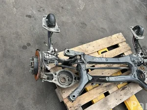 Gebrauchtes Original Cadillac SRX 2011 Hinterachskörper