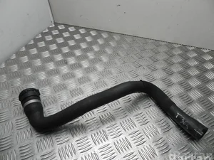 Ford 8V61 8260 CD / 8V618260CD FOCUS III Saloon 2013 Tuyau de radiateur