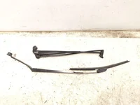 Maserati QUATTROPORTE V 2010 Bras d'essuie-glace complect