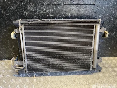 Volkswagen 1K0 121 203 AH, 5K0 121 251 S, 1K0 820 411 AH / 1K0121203AH, 5K0121251S, 1K0820411AH CADDY IV Variant (SAB, SAJ) 2016 Radiateur Refroidisseur d'air comprimé intermédiaire Ventilateur de radiateur Condenseur - Image 1