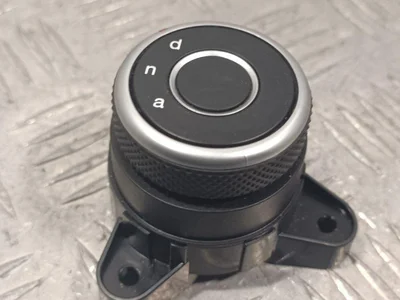 Alfa Romeo 156129322 GIULIA (952_) 2017 Levier de vitesse - Image 1