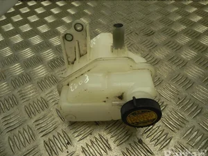 Toyota 015 YARIS (_P13_) 2015 Vase d'expansion du liquide de refroidissement