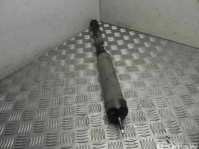 Nissan 56210 5SJ1A / 562105SJ1A LEAF (ZE1) 2021 Amortisseur - Image 1