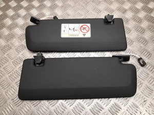 Polestar 4 2025 Saulės skydelis su veidrodėliu su apšvietimu komplektas