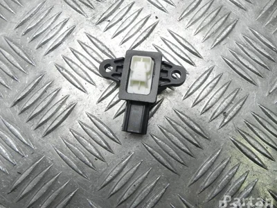 Land Rover BJ32-14C676-AA / BJ3214C676AA RANGE ROVER EVOQUE (L538) 2012 Capteur d'impact (systèmes d'airbag) - Image 1