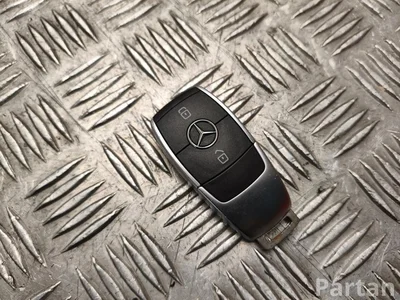 Mercedes-Benz A 177 905 13 03 / A1779051303 B-Class (W247) 2019 Key - Image 1