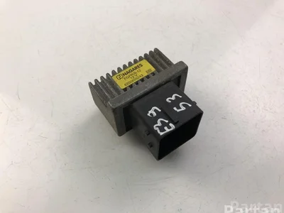 Renault 8200859243 TRAFIC II Bus (JL) 2003 Relais - Image 1