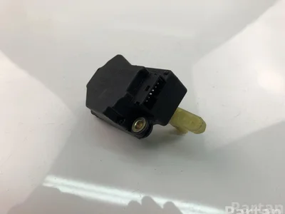 Volvo 74932H XC90 I 2010 Moteur de réglage pour volet de régulation - Image 1