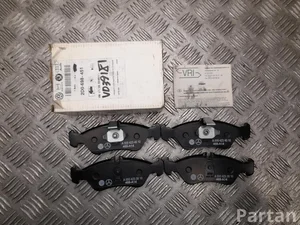 Volkswagen A 000 423 40 10, A 000 423 39 10 / A0004234010, A0004233910 LT 28-35 II autobusas (2DB, 2DE, 2DK) 1996 Stabdžių trinkelė