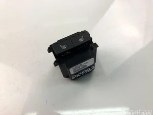 Volvo 31346786 V90 II 2019 Switch for seat heating