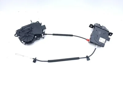 Maserati 670035621, 670039579 LEVANTE 2017 Bootlid Lock - Image 1