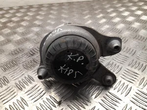 Mercedes-Benz A 238 240 02 00 / A2382400200 E-CLASS kupė (C238) 2018 Variklio tvirtinimas kairė priekis