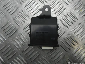 Lexus 85970-48040 / 8597048040 RX (_L2_) 2017 Unité de commande pour porte Right Rear Left Rear Left Front Right Front