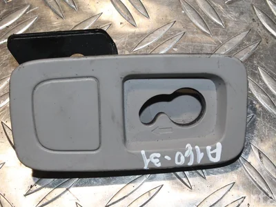 Volvo 30715567 XC60 2012 Support pour la garniture - Image 1