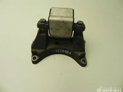 Mercedes-Benz A 140 242 13 40 / A1402421340 E-CLASS (W212) 2010 Support moteur - Image 1