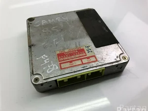 Toyota 89561-32030 / 8956132030 CAMRY (_V1_) 1994 Unités de contrôle