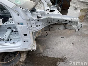 Mercedes-Benz A-CLASS V177 2020 Karosserie viertel vorne rechts