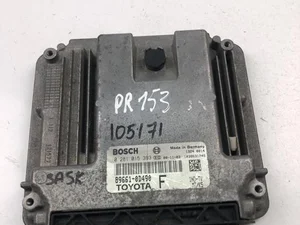 Toyota 89661-0D490 / 896610D490 YARIS (_P13_) 2014 Unité de contrôle moteur