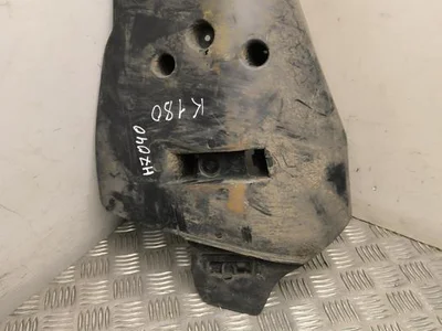 BMW 6895223, 17949110 i4 (G26) 2024 Unterfahrschutz - Bild 1