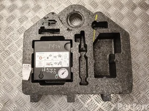 Seat 5F9012109A ATECA (KH7) 2018 Caja de herramientas