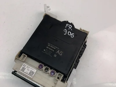 Toyota 89221-02A50 / 8922102A50 COROLLA ( E210) Sedan 2020 Unité de commande centrale pour système de confort - Image 1