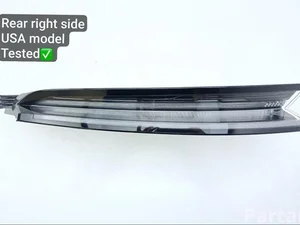 Porsche 9J1945208F Taycan 2021 Rückleuchte rechts USA