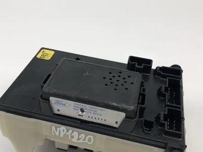 Ford 93BG-14K150-AD / 93BG14K150AD MONDEO II (BAP) 2000 Boîte à fusibles - Image 1