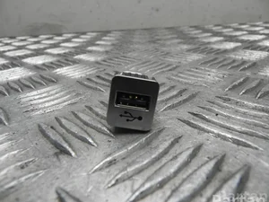 BMW 9 368 857 / 9368857 7 (G11, G12) 2016 Périphérique d'entrée