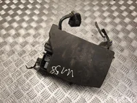 Gebrauchtes Original Toyota 82115-05D92 / 8211505D92 AVENSIS Stufenheck (_T27_) 2018 Sicherungkasten