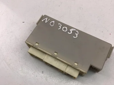 Toyota 82641-12290 / 8264112290 COROLLA Saloon (_E18_, ZRE17_) 2015 Relais - Image 1