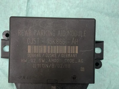 Ford CJ5T15K866AH C-MAX II (DXA/CB7, DXA/CEU) 2013 Unité de contrôle pour systèmes de stationnement - Image 1