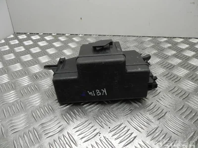 Toyota 82662-26200 / 8266226200 HIACE V Box (TRH2_, KDH2_) 2008 Boîte à fusibles - Image 1