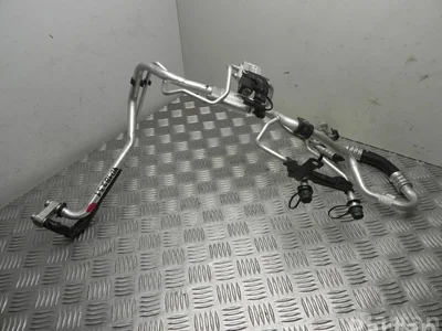 Jaguar J9D3-8D308-AA, CPLA-7L575-AA / J9D38D308AA, CPLA7L575AA I-PACE 2019 Climatisation, Tuyaux / Tubes - Image 1