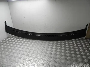 Maserati 670149127 LEVANTE 2019 Cadre