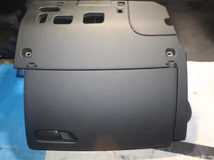 Audi 8V2857035 A3 (8V1, 8VK) 2016 Boîte à gants