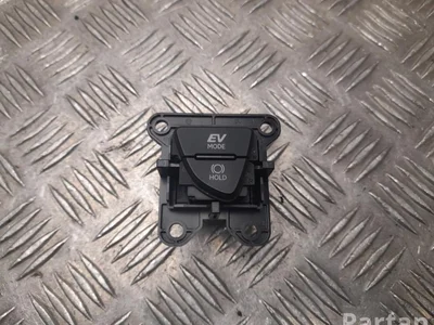 Lexus 75L860 UX (ZA10) 2019 Commutateur multiple - Image 1