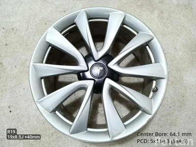 Tesla 1044224-00-B / 104422400B MODEL 3 2018 Alloy wheels R19 ET40 EJ 8.5 5x114.3 - Image 1