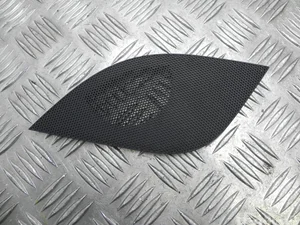 Audi 8W1 857 228 / 8W1857228 A4 Avant (8W5, B9) 2016 Grille de haut-parleur