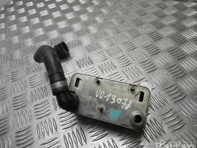 Mercedes-Benz A 099 500 19 00 / A0995001900 E-CLASS (W213) 2017 Refroidisseur d'huile - Image 1