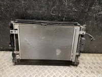 Peugeot 9809141780, 9811069580 3008 SUV 2018 Radiateur Refroidisseur d'air comprimé intermédiaire Ventilateur de radiateur Condenseur