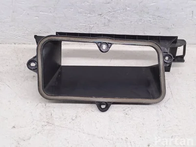 Mercedes-Benz A2058306402 C-CLASS (W205) 2015 Autres pièces moteur - Image 1