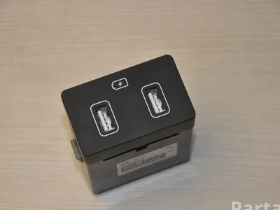 Hyundai 96125N9500 Tucson (NX4) 2021 Interface multimédia avec unité de contrôle - Image 1