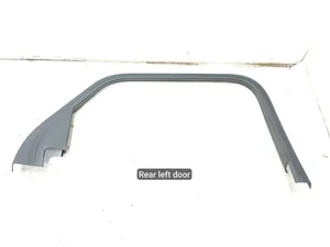 Bentley 36A867603 BENTAYGA 2017 Накладка рамы окна слева сзади