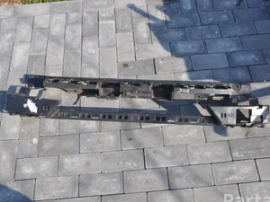 Peugeot 9824047180 508 II 2019 Support pour pare-chocs