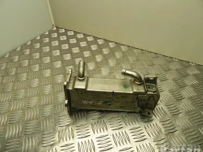 Mercedes-Benz A 651 140 02 75 / A6511400275 E-CLASS (W212) 2012 Refroidisseur - Image 1