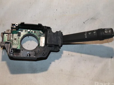 Volvo 8622183 V70 II (SW) 2001 Levier /interrupteur de lumière courte longue - Image 1