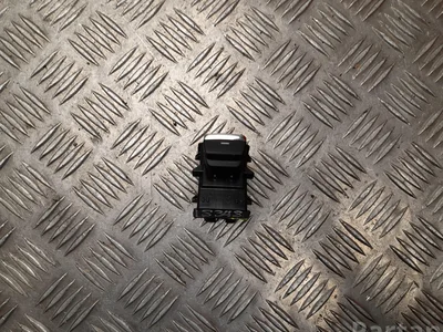 Subaru 83071FL210 Crosstrek/XV II 2021 Bouton de lève-vitre Right Front - Image 1