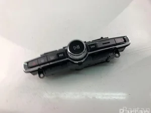 Volvo P31398845 XC60 II (246) 2020 Unidad de interruptores (botones)