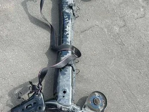 Opel 11773265517 FRONTERA (OV24) 2026 poutre d'essieu arrière
